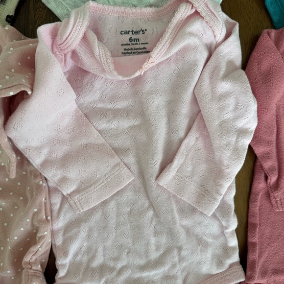 Carter’s Assorted Baby Long Sleeve One Pieces Bundle of 6 size 6M - Picture 2 of 3